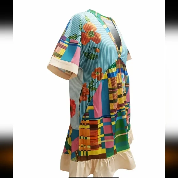 New mixed print Aline tunic dress with deep Vneck, short sleeves and ruffled bot - Picture 3 of 7